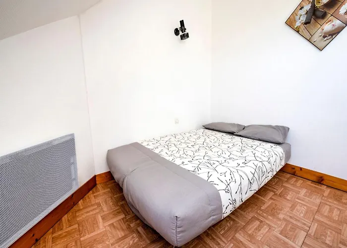 In Saint-remy Near Apartment Clecy