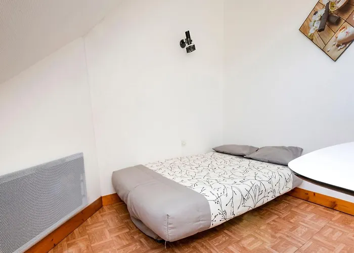 Apartment In Saint-remy Near